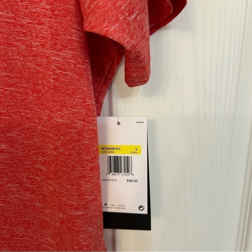 Nike  Heather Short Sleeve Hydroguard Swim T-Shirt in UNIVERSITY RED Size S - Picture 6 of 9